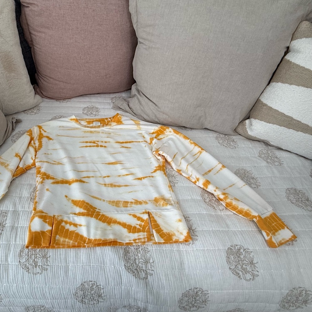 Evereve NWT Roan + Ryan Sydney Tie Dye Crewneck Pullover //  XS

Bin 5